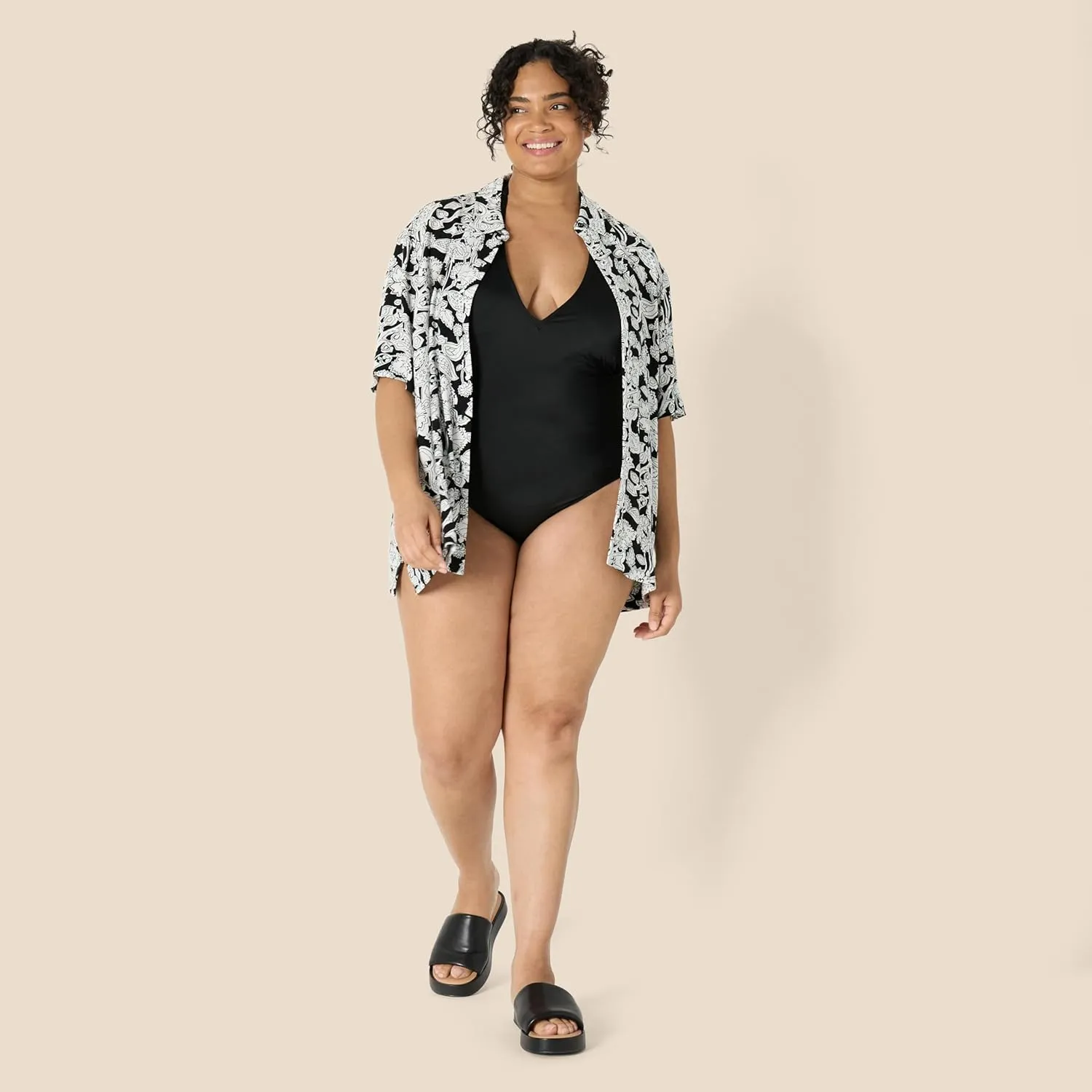 Amazon Essentials Women's Halter One Piece Swimsuit