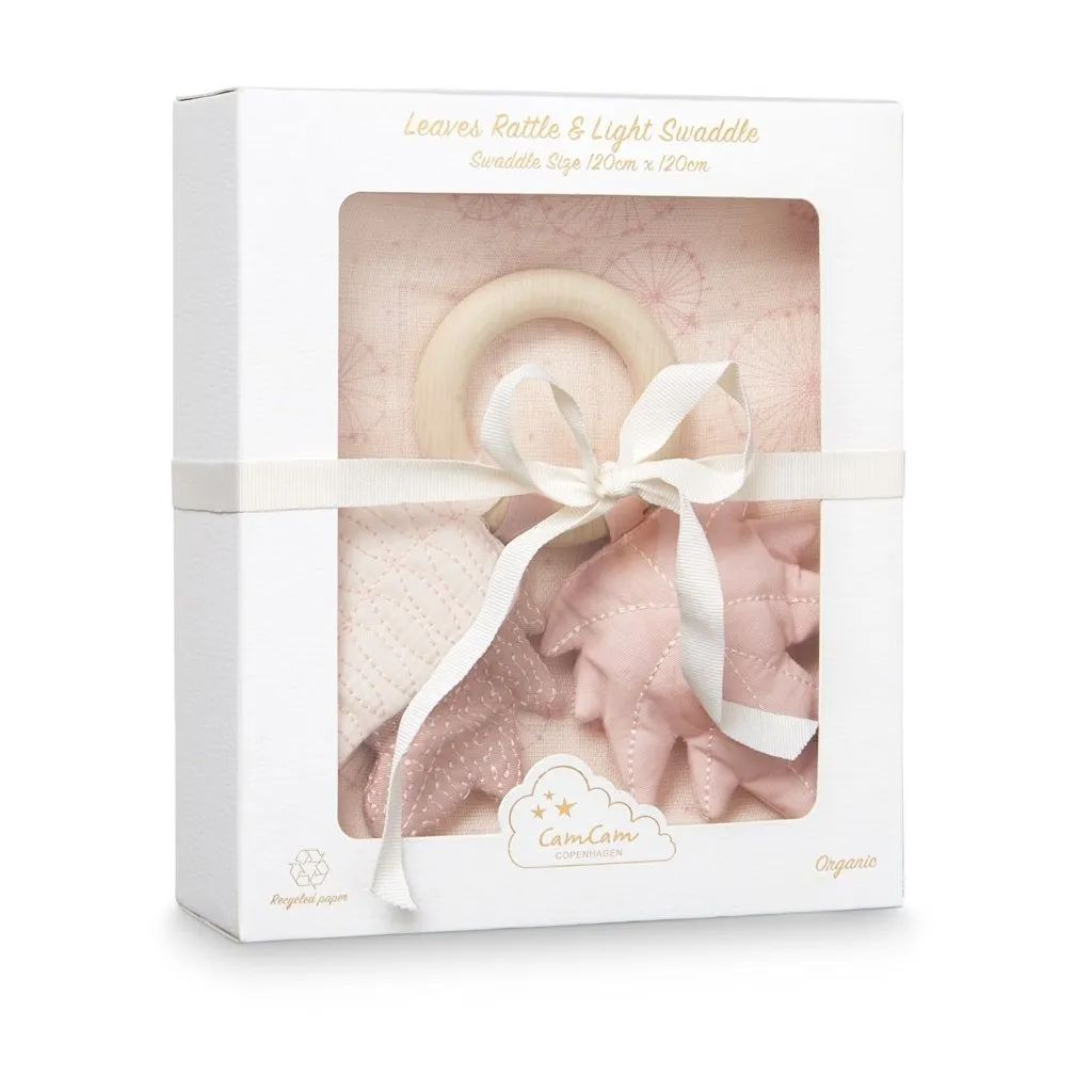 Cam Cam Copenhagen - Gift Box with Printed Swaddle and Leaves Rattle - Dandelion Rose