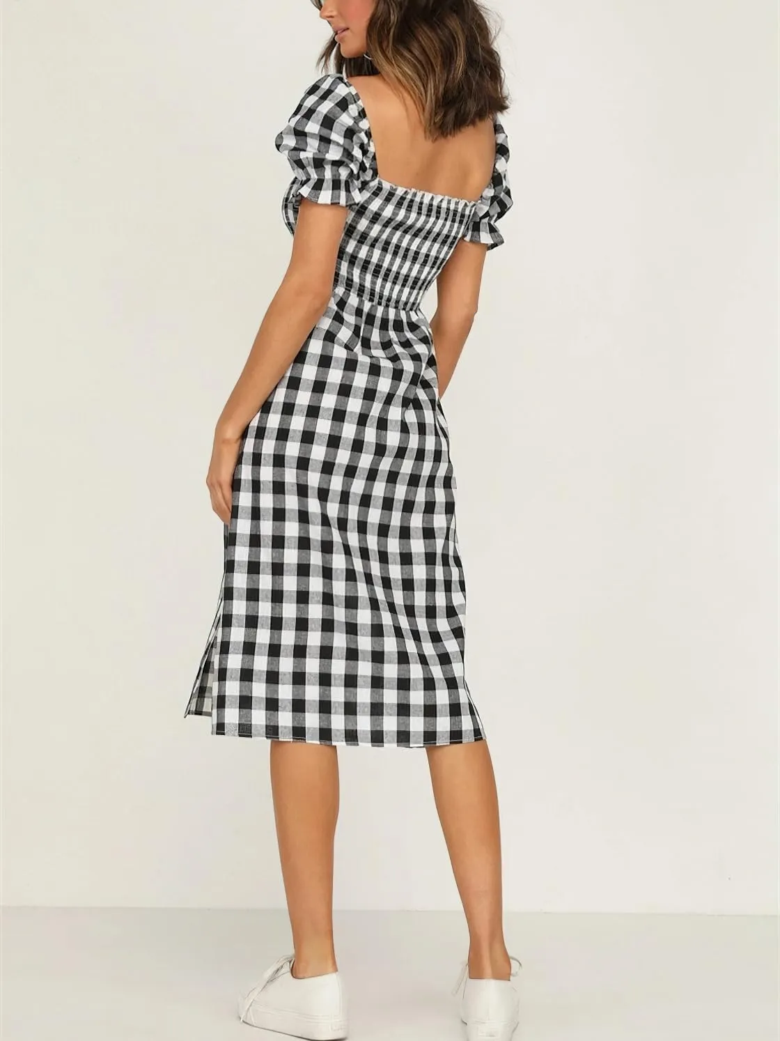 chouyatou Women's Summer Gingham Puff Sleeve Dress Plaid Smocked Backless Split Flowy Beach Midi Dress