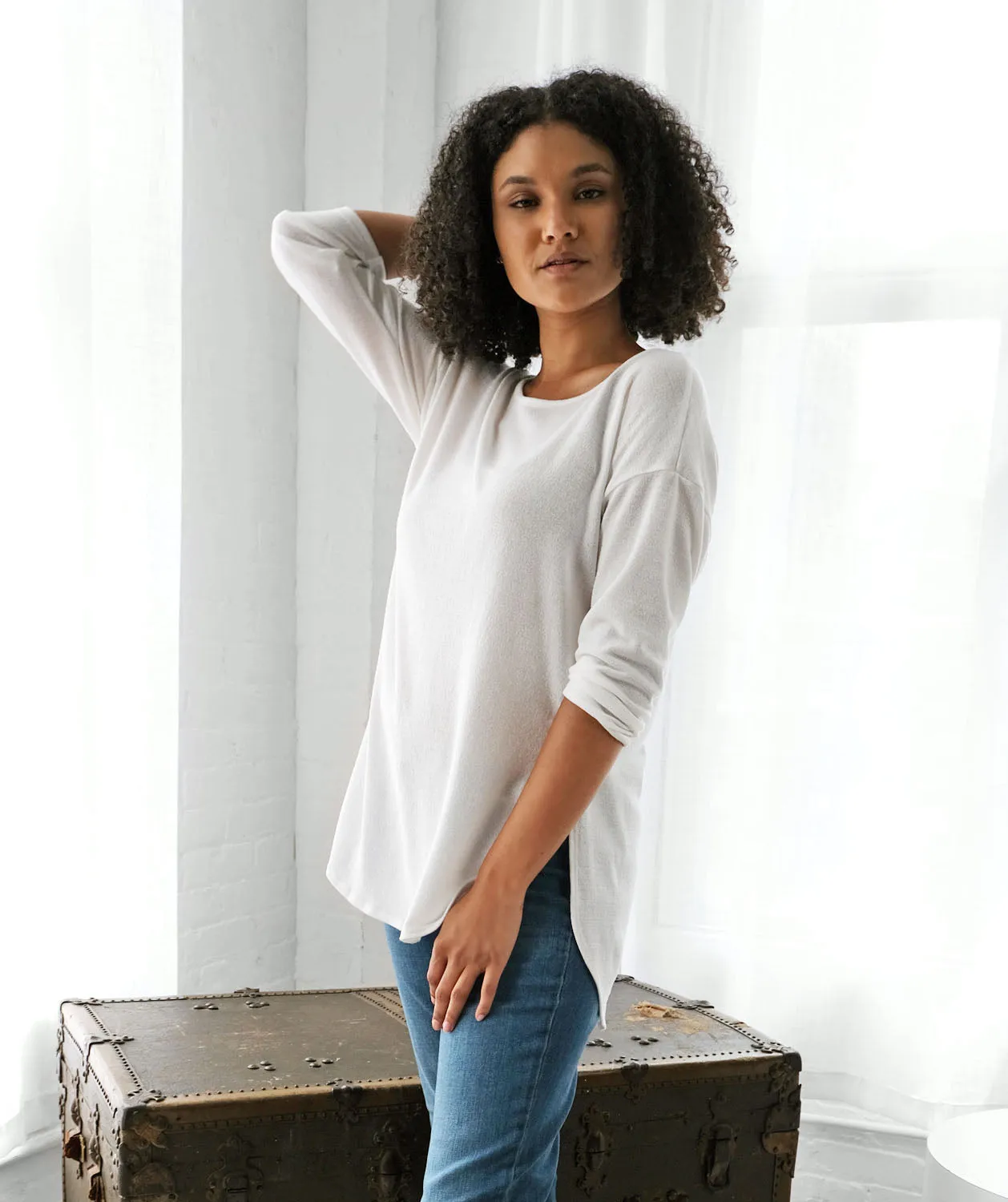MAGNOLIA lightweight sweater tunic in Ivory
