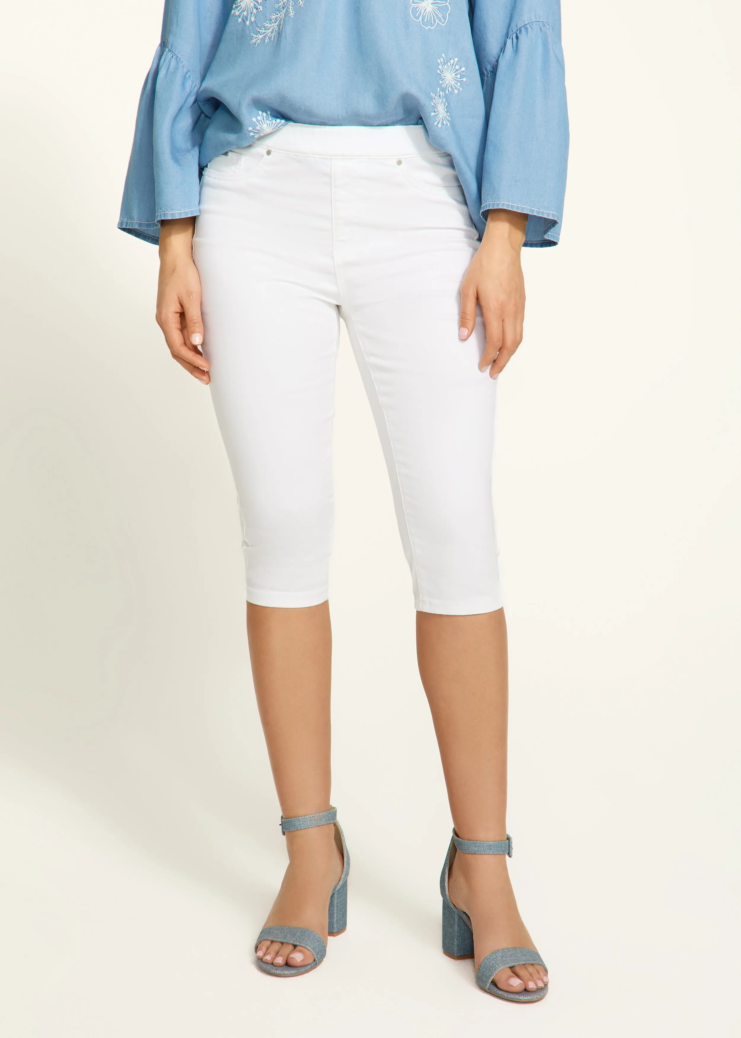 Pull-On Pedal Pusher Denim, White